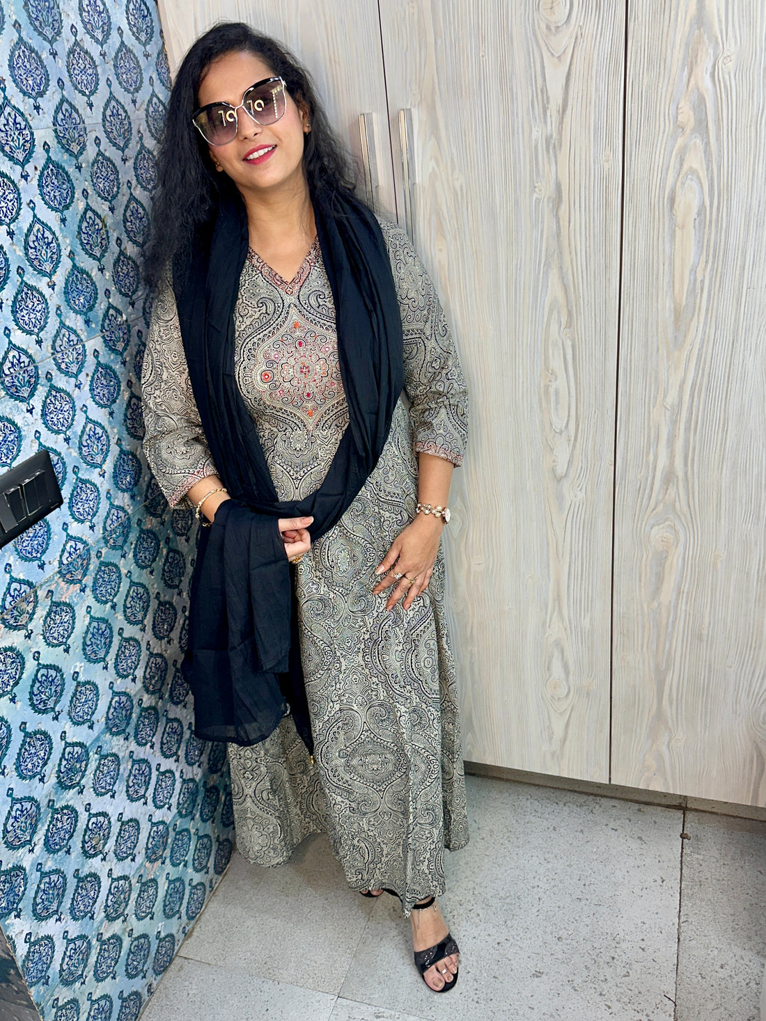 Frock-Style Resham Embroidered Suit Set with Kalamkari Print & Black Dupatta