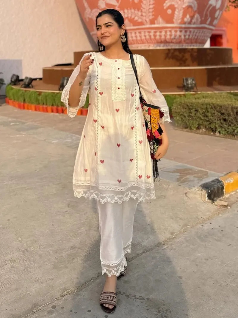 Ivory Embroidered Chanderi Kurta with Pants- Set of 2